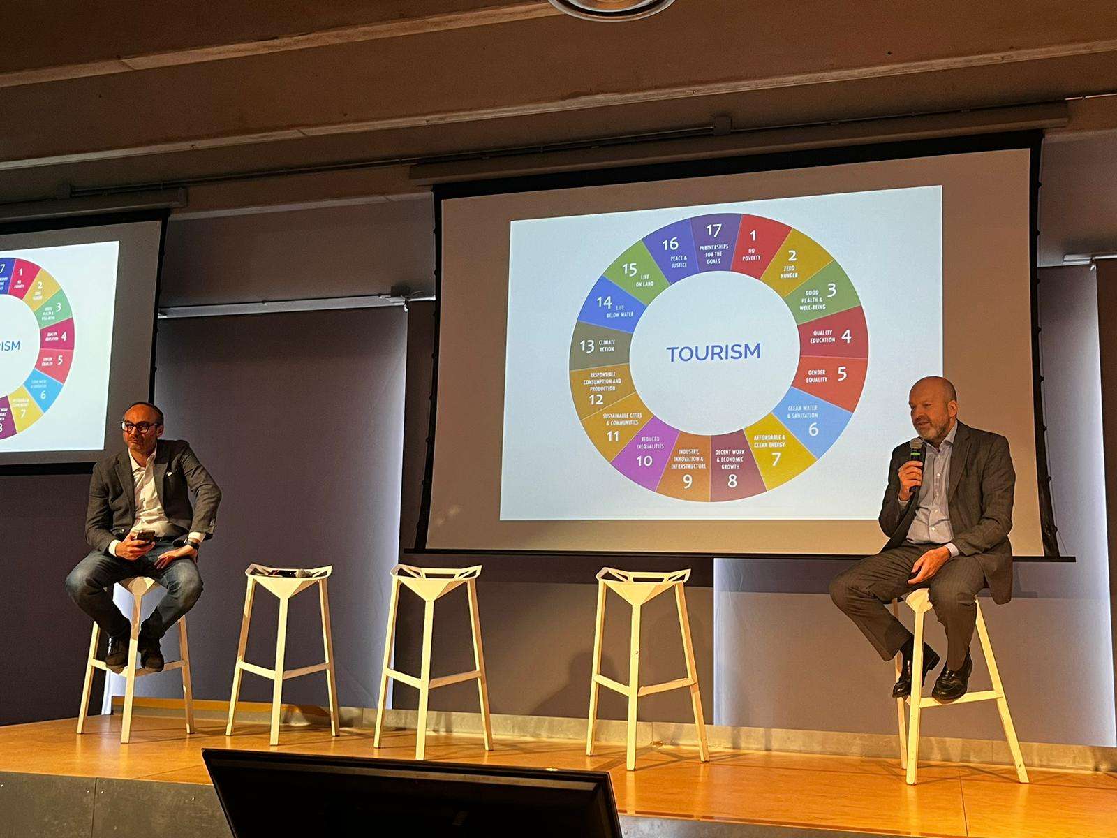  - Immagine relativa al progetto "Grande partecipazione al primo evento Innovazione Digitale e PNRR: come partecipare al cambiamento nel cicloturismo"